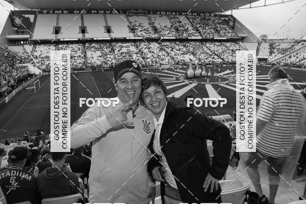 Buy your photos of the eventCorinthians X Fluminense - Brasileir�o on Fotop