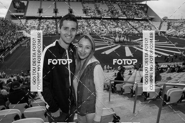 Buy your photos of the eventCorinthians X Fluminense - Brasileir�o on Fotop