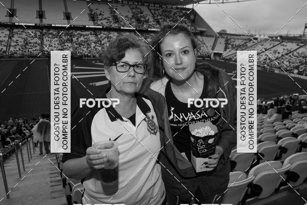 Buy your photos of the eventCorinthians X Fluminense - Brasileir�o on Fotop