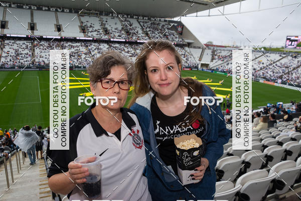 Buy your photos of the eventCorinthians X Fluminense - Brasileir�o on Fotop