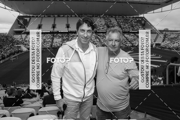 Buy your photos of the eventCorinthians X Fluminense - Brasileir�o on Fotop
