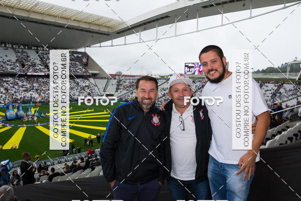 Buy your photos of the eventCorinthians X Fluminense - Brasileir�o on Fotop