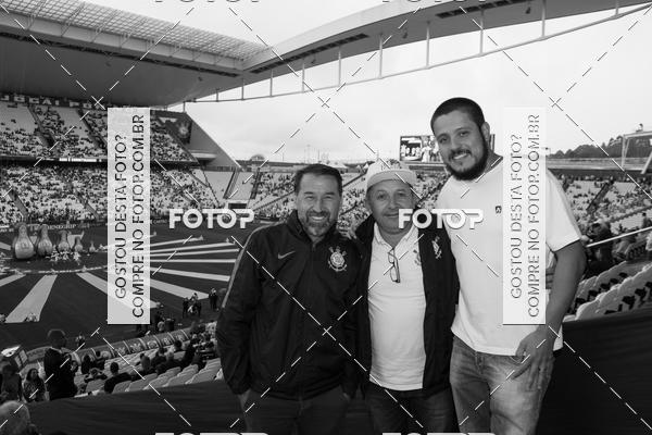 Buy your photos of the eventCorinthians X Fluminense - Brasileir�o on Fotop
