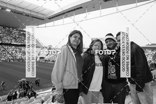 Buy your photos of the eventCorinthians X Fluminense - Brasileir�o on Fotop