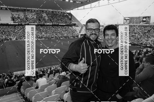 Buy your photos of the eventCorinthians X Fluminense - Brasileir�o on Fotop