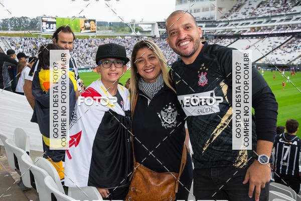 Buy your photos of the eventCorinthians X Fluminense - Brasileir�o on Fotop
