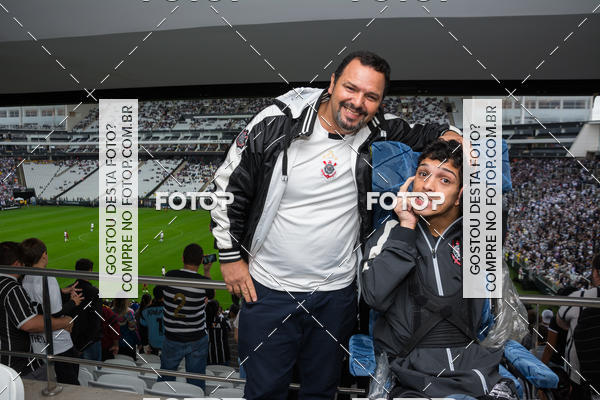 Buy your photos of the eventCorinthians X Fluminense - Brasileir�o on Fotop