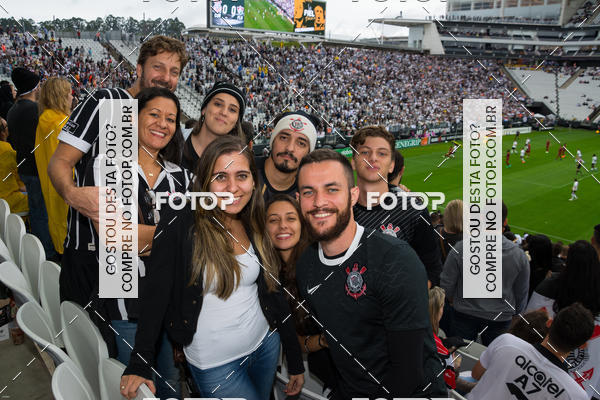 Buy your photos of the eventCorinthians X Fluminense - Brasileir�o on Fotop