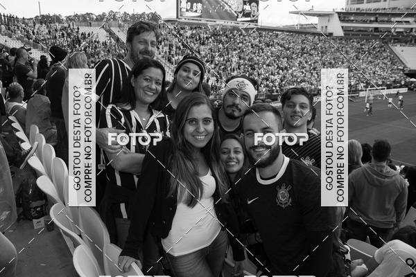 Buy your photos of the eventCorinthians X Fluminense - Brasileir�o on Fotop