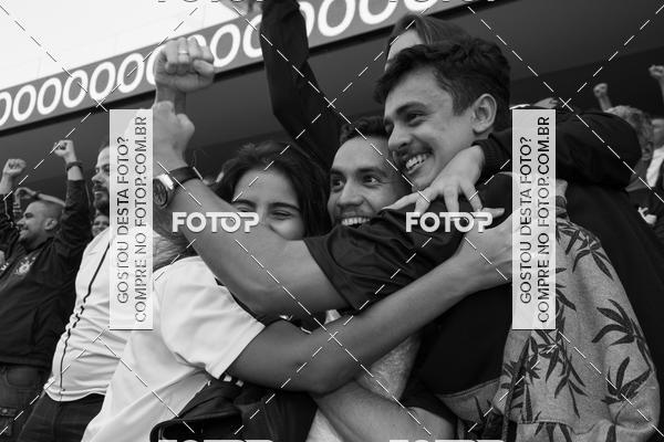 Buy your photos of the eventCorinthians X Fluminense - Brasileir�o on Fotop