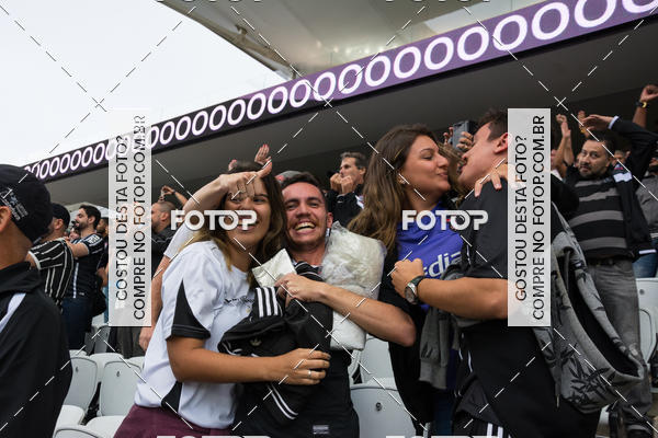 Buy your photos of the eventCorinthians X Fluminense - Brasileir�o on Fotop