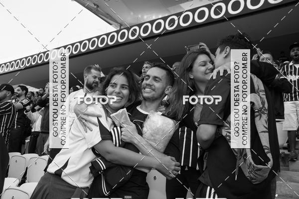 Buy your photos of the eventCorinthians X Fluminense - Brasileir�o on Fotop