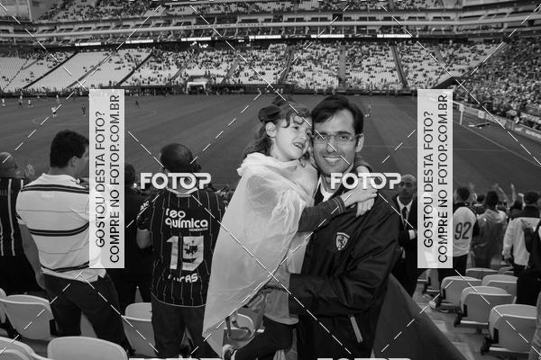 Buy your photos of the eventCorinthians X Fluminense - Brasileir�o on Fotop