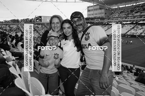 Buy your photos of the eventCorinthians X Fluminense - Brasileir�o on Fotop