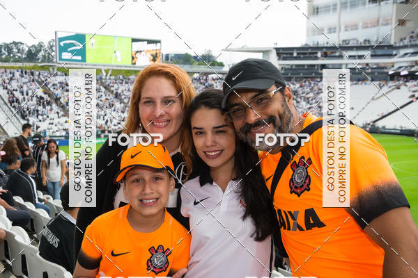 Buy your photos of the eventCorinthians X Fluminense - Brasileir�o on Fotop