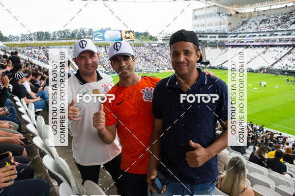 Buy your photos of the eventCorinthians X Fluminense - Brasileir�o on Fotop