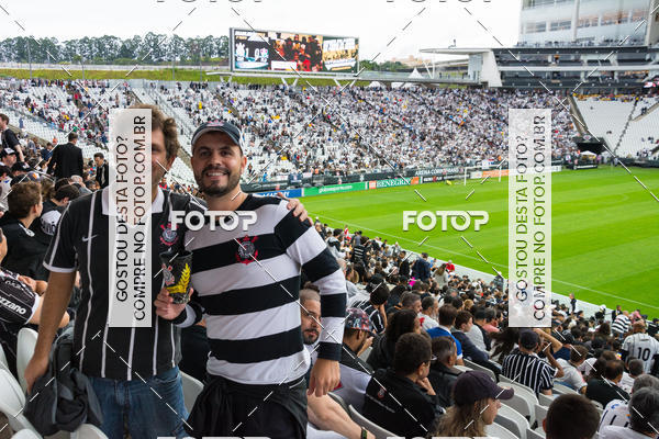 Buy your photos of the eventCorinthians X Fluminense - Brasileir�o on Fotop