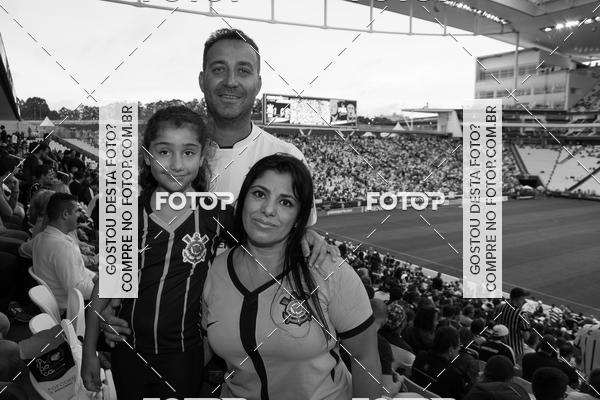 Buy your photos of the eventCorinthians X Fluminense - Brasileir�o on Fotop