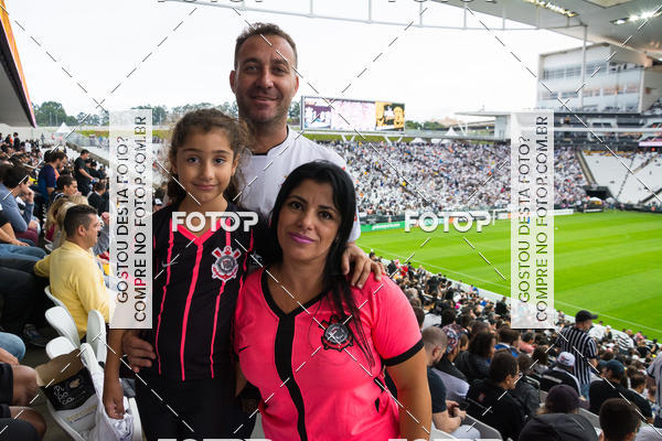 Buy your photos of the eventCorinthians X Fluminense - Brasileir�o on Fotop