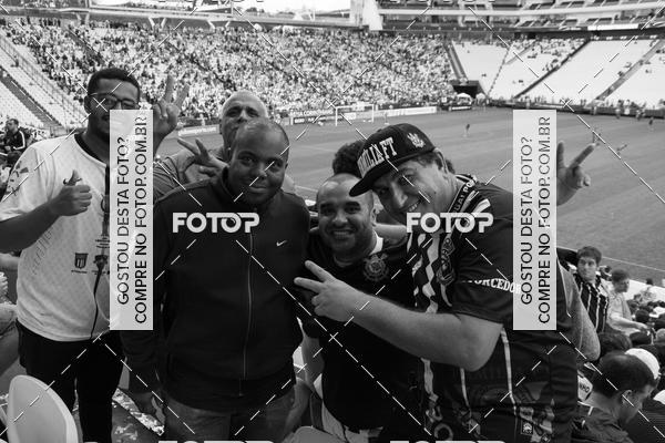 Buy your photos of the eventCorinthians X Fluminense - Brasileir�o on Fotop