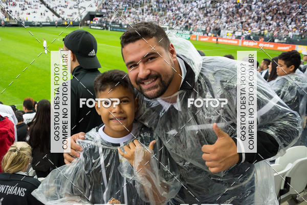 Buy your photos of the eventCorinthians X Fluminense - Brasileir�o on Fotop