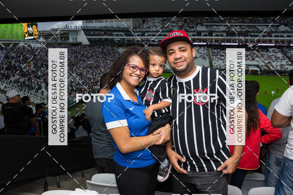 Buy your photos of the eventCorinthians X Fluminense - Brasileir�o on Fotop