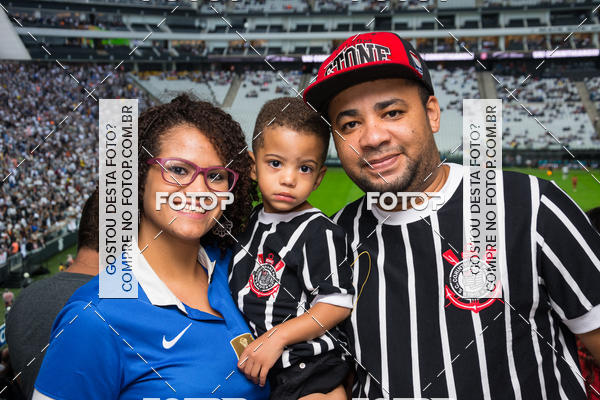 Buy your photos of the eventCorinthians X Fluminense - Brasileir�o on Fotop