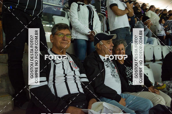 Buy your photos of the eventCorinthians X Fluminense - Brasileir�o on Fotop
