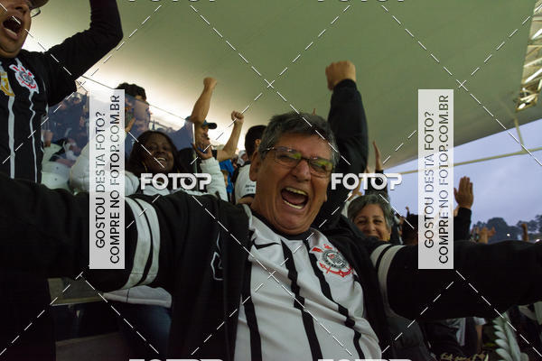 Buy your photos of the eventCorinthians X Fluminense - Brasileir�o on Fotop