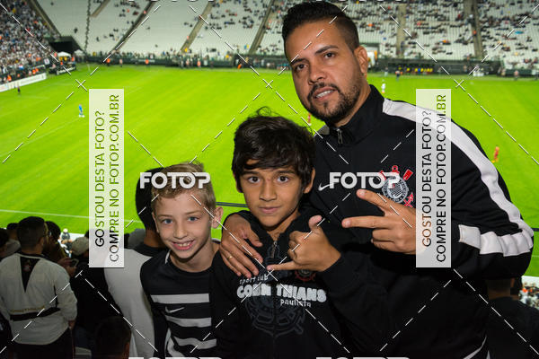 Buy your photos of the eventCorinthians X Fluminense - Brasileir�o on Fotop