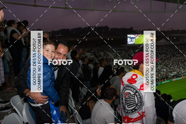 Buy your photos of the eventCorinthians X Fluminense - Brasileir�o on Fotop