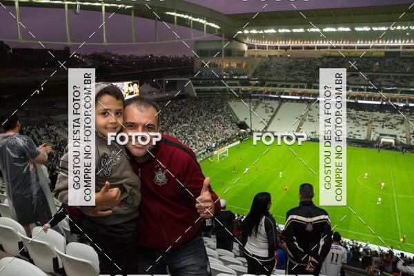 Buy your photos of the eventCorinthians X Fluminense - Brasileir�o on Fotop