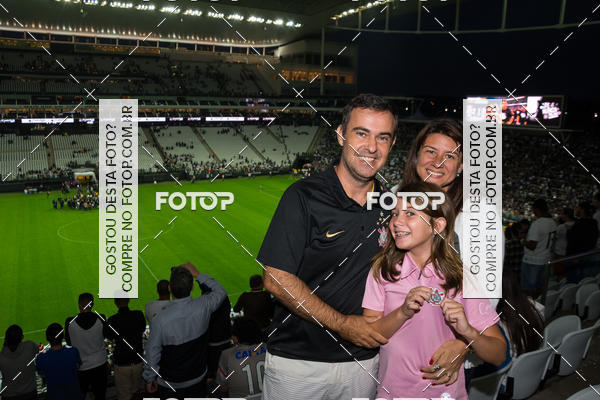 Buy your photos of the eventCorinthians X Fluminense - Brasileir�o on Fotop