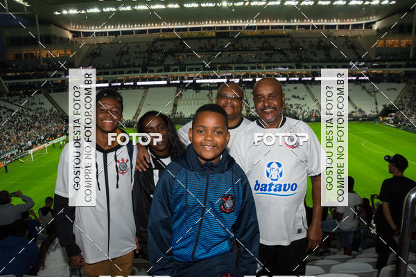 Buy your photos of the eventCorinthians X Fluminense - Brasileir�o on Fotop