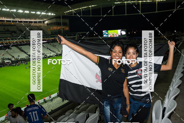 Buy your photos of the eventCorinthians X Fluminense - Brasileir�o on Fotop