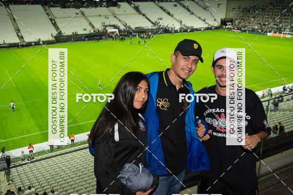 Buy your photos of the eventCorinthians X Fluminense - Brasileir�o on Fotop