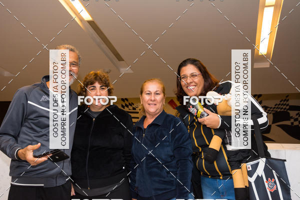 Buy your photos of the eventCorinthians X Fluminense - Brasileir�o on Fotop