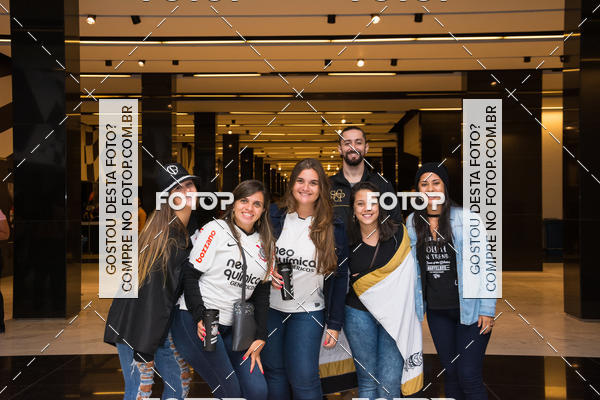 Buy your photos of the eventCorinthians X Fluminense - Brasileir�o on Fotop
