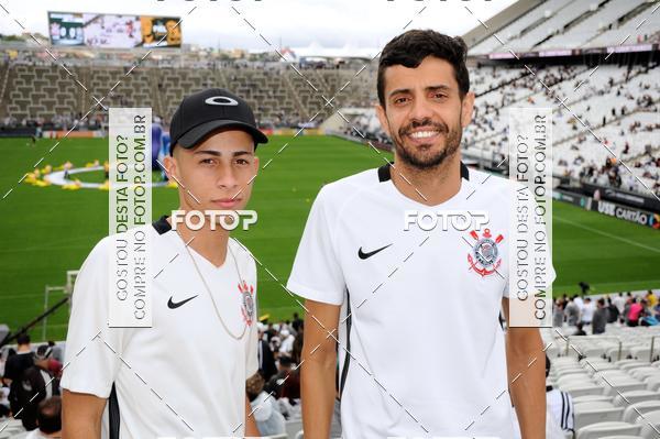 Buy your photos of the eventCorinthians X Fluminense - Brasileir�o on Fotop