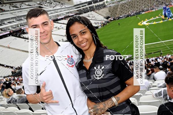 Buy your photos of the eventCorinthians X Fluminense - Brasileir�o on Fotop