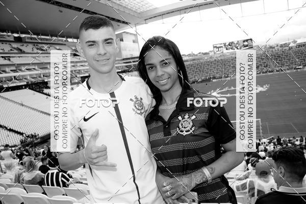 Buy your photos of the eventCorinthians X Fluminense - Brasileir�o on Fotop