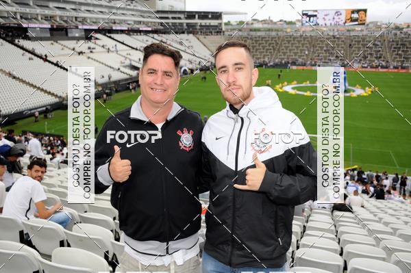 Buy your photos of the eventCorinthians X Fluminense - Brasileir�o on Fotop