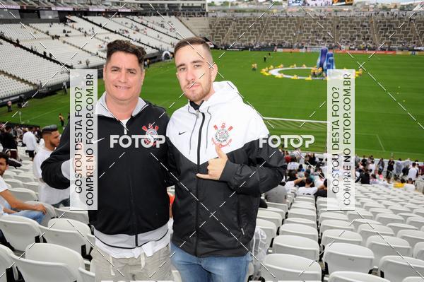 Buy your photos of the eventCorinthians X Fluminense - Brasileir�o on Fotop