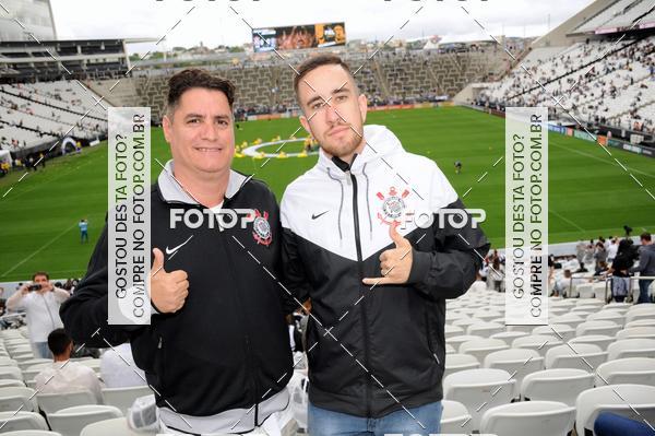 Buy your photos of the eventCorinthians X Fluminense - Brasileir�o on Fotop