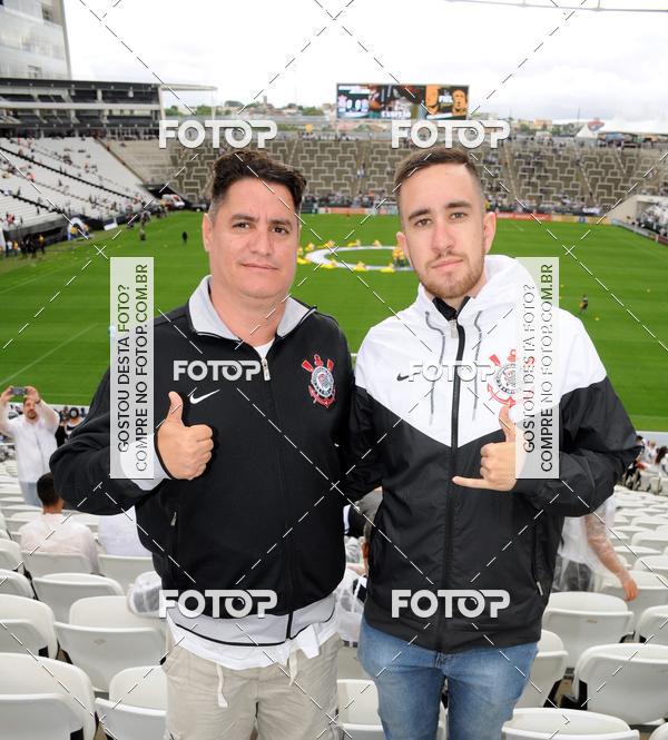 Buy your photos of the eventCorinthians X Fluminense - Brasileir�o on Fotop
