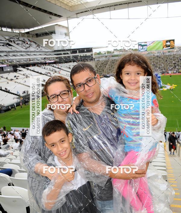 Buy your photos of the eventCorinthians X Fluminense - Brasileir�o on Fotop