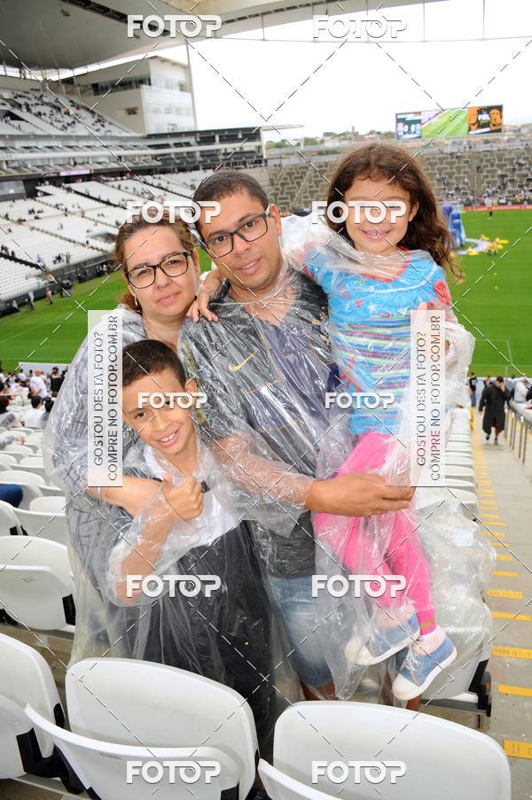 Buy your photos of the eventCorinthians X Fluminense - Brasileir�o on Fotop