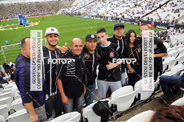 Buy your photos of the eventCorinthians X Fluminense - Brasileir�o on Fotop