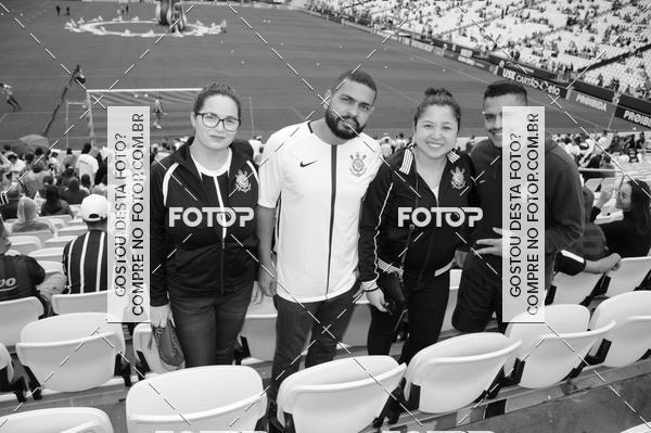Buy your photos of the eventCorinthians X Fluminense - Brasileir�o on Fotop