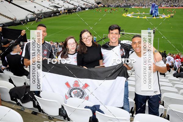 Buy your photos of the eventCorinthians X Fluminense - Brasileir�o on Fotop